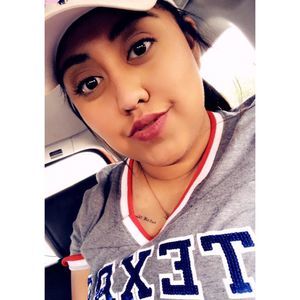 Meet your Posher, Karelly